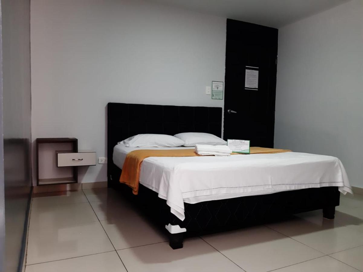 Hotel Escorial Ibagué エクステリア 写真