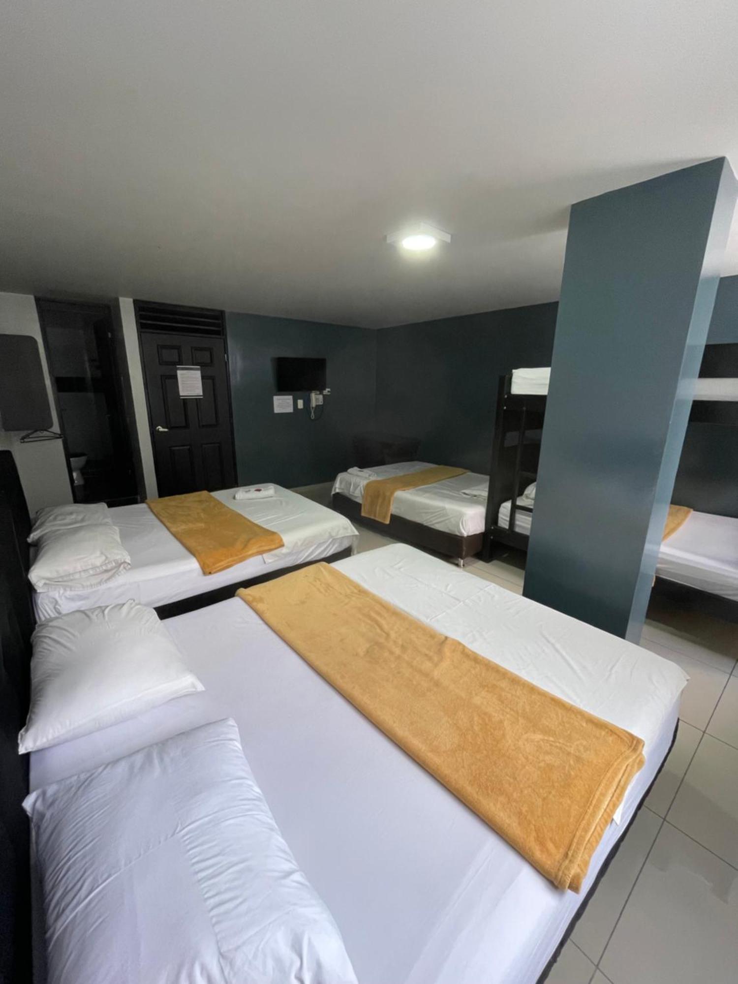 Hotel Escorial Ibagué エクステリア 写真